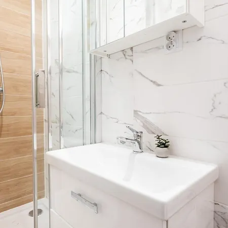 Superapart Tarchominska 20 - Z Wi-fi