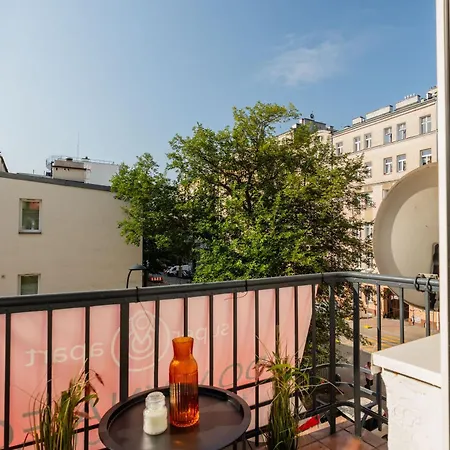 Superapart Tarchominska 20 * Varşova